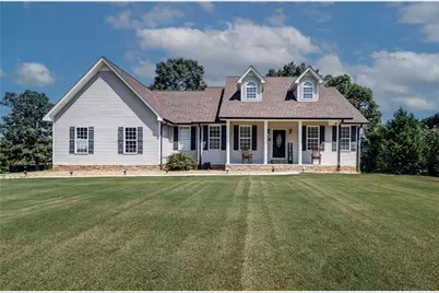 478 Oakland Drive SE, Calhoun, GA 30701 - Photo 1