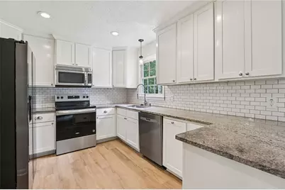 230 Oakridge Drive SE, Cartersville, GA 30121 - Photo 1