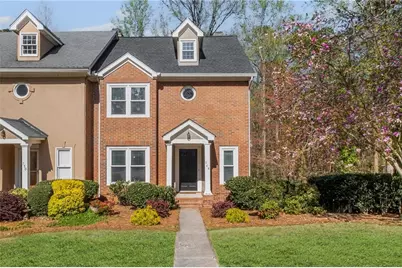 748 Olde Towne Lane, Marietta, GA 30068 - Photo 1