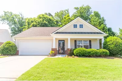 394 Lakeview Bend Circle, Jefferson, GA 30549 - Photo 1