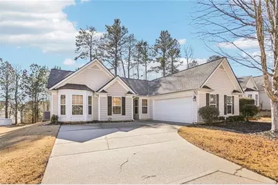 334 Hunterian Place, Newnan, GA 30265 - Photo 1