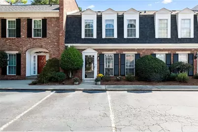 11 Palace Green Place NW, Atlanta, GA 30318 - Photo 1
