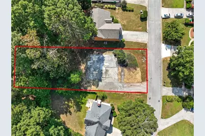 814 Malvern Boulevard, Stone Mountain, GA 30087 - Photo 1