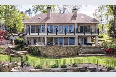 552 Panorama Drive, Lavonia, GA 30553 - Photo 1