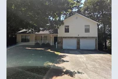 943 Lake Drive Court, Stone Mountain, GA 30088 - Photo 1