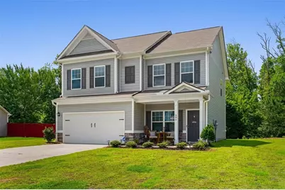586 Collington Circle, Dalton, GA 30721 - Photo 1
