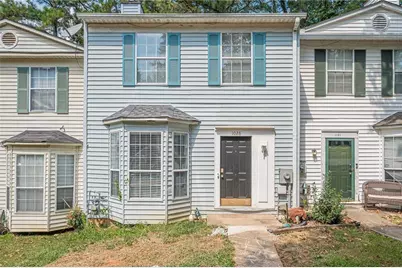 1028 Huntington Trace SE, Smyrna, GA 30082 - Photo 1