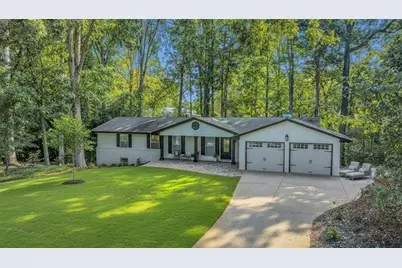 130 Bonnie Lane NE, Atlanta, GA 30328 - Photo 1