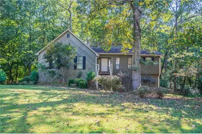 440 Julie Anne Way, Woodstock, GA 30188 - Photo 1