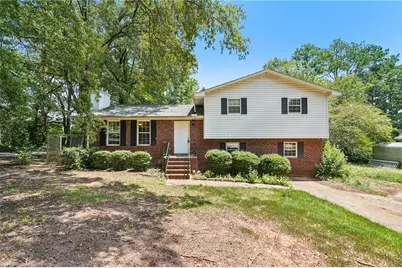 501 Forest Street, Monroe, GA 30655 - Photo 1