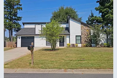 2024 Marshes Glenn Drive, Norcross, GA 30071 - Photo 1