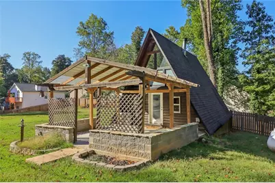 9025 Belaire Street, Gainesville, GA 30506 - Photo 1