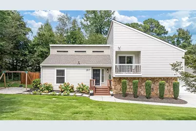 2817 Gracewood Drive NE, Marietta, GA 30062 - Photo 1