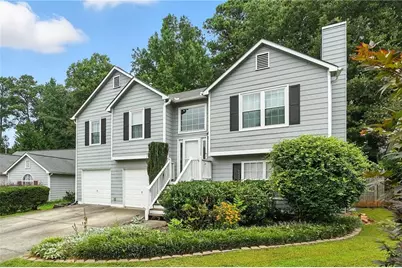 2740 Lake Park Ridge W, Acworth, GA 30101 - Photo 1