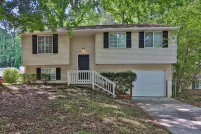 5295 Old Trail Circle, Stone Mountain, GA 30088 - Photo 1