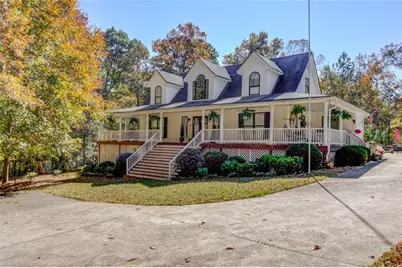 4638 Cobb Griffin Road, Gillsville, GA 30543 - Photo 1