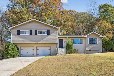 2407 Crestdale Circle SE, Atlanta, GA 30316 - Photo 1