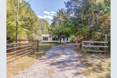 697A Donahoo Rd, Silver Creek, GA 30173 - Photo 1