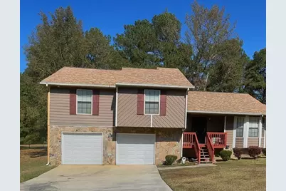 3325 Estate Lake Drive, Fairburn, GA 30213 - Photo 1