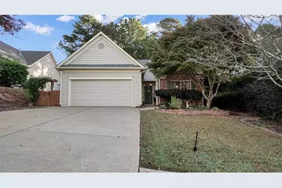 331 Laurel Glen Crossing, Canton, GA 30114 - Photo 1