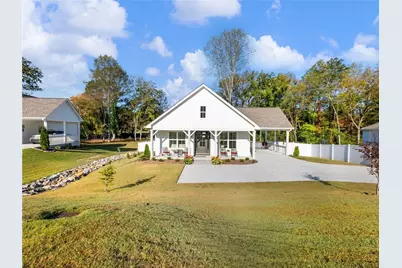 232 Campbell Street, Cleveland, GA 30528 - Photo 1