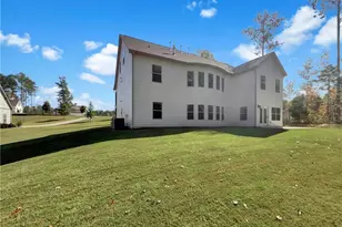 165 Durham Ests Dr, Sharpsburg, GA 30277 - Photo 9