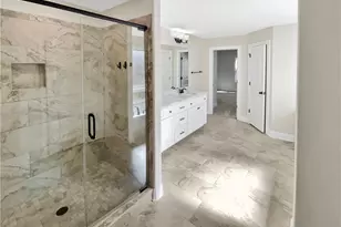 165 Durham Ests Dr, Sharpsburg, GA 30277 - Photo 7