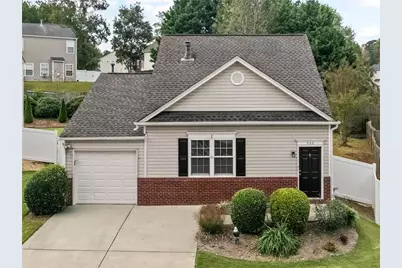 402 Royal Oak Drive, Acworth, GA 30102 - Photo 1