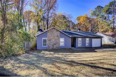 860 Forest Path, Stone Mountain, GA 30088 - Photo 1