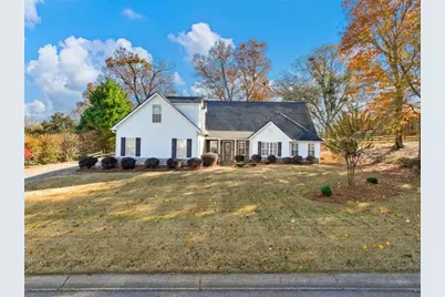 38 Berry Hill Lane, Hoschton, GA 30548 - Photo 1