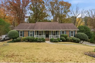 621 Windgrove Road SE, Marietta, GA 30067 - Photo 1