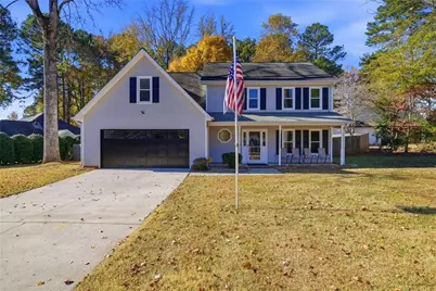 100 Glenridge Drive, Newnan, GA 30265 - Photo 1