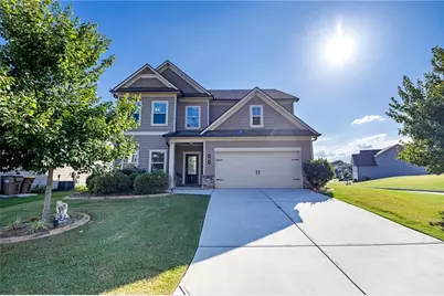 969 Brighton Park Circle, Hoschton, GA 30548 - Photo 1