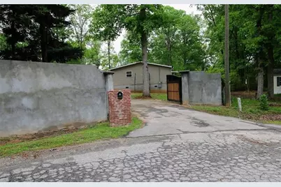 208 Holliday Way, Carrollton, GA 30116 - Photo 1