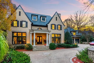 675 W Paces Ferry Road NW #13, Atlanta, GA 30327 - Photo 1