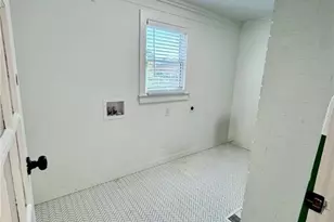 635 Valley Brook Rd, Scottdale, GA 30079 - Photo 15