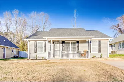 128 Tuscany Lane, Griffin, GA 30223 - Photo 1