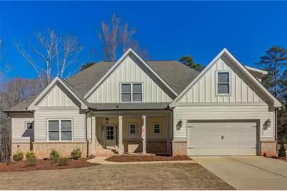569 White Oak Way, Monroe, GA 30655 - Photo 1