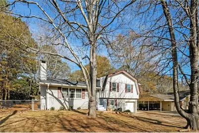 942 Majesty Lane, Morrow, GA 30260 - Photo 1