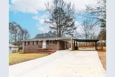 435 Jefferson Avenue, Fayetteville, GA 30214 - Photo 1