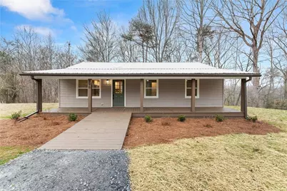 290 Silver Fox Drive, Dawsonville, GA 30534 - Photo 1