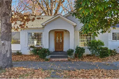 620 Washington Street, Clarkesville, GA 30523 - Photo 1