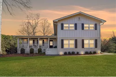 2871 Fontainebleau Drive, Dunwoody, GA 30360 - Photo 1