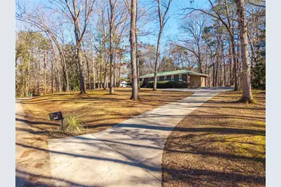 192 Saxon Court, Canton, GA 30114 - Photo 1