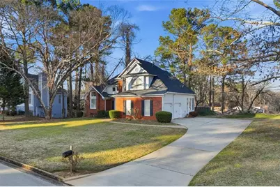 3868 Brookview Point, Decatur, GA 30034 - Photo 1