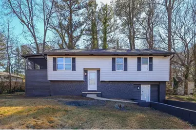371 Roxbury Drive, Riverdale, GA 30274 - Photo 1