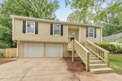 1818 Crescent Hill Drive NW, Acworth, GA 30102 - Photo 1