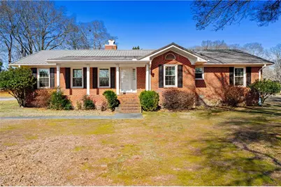 173 Madison Street, Commerce, GA 30529 - Photo 1