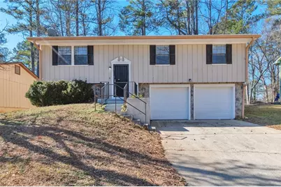 2278 Cherokee Valley Circle, Lithonia, GA 30058 - Photo 1
