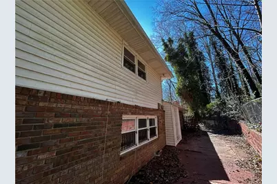 4268 Kimball Road SW, Atlanta, GA 30331 - Photo 7